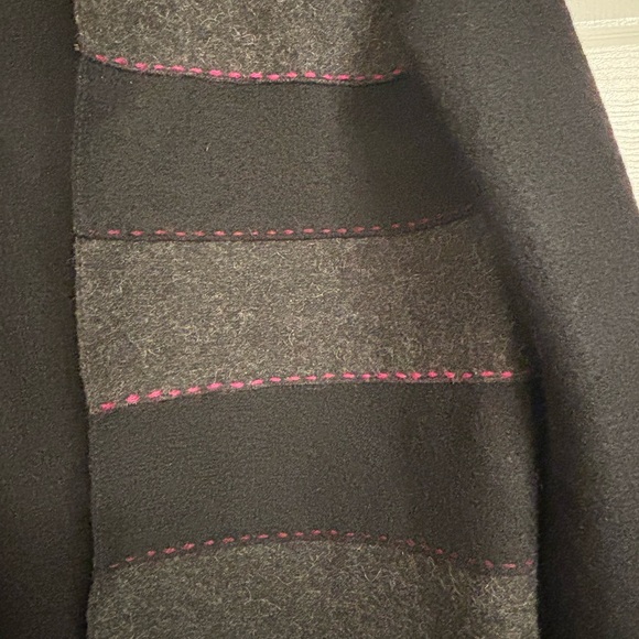 Beyond Threads Alpaca and wool sweater. Size XS. - Picture 2 of 5